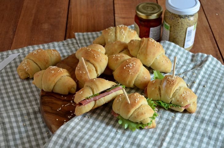 Cornetti salati senza lievitazione