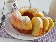 Ciambella al latte condensato