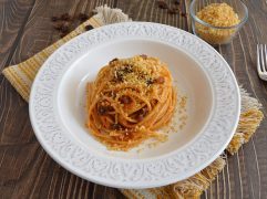 Pasta con le acciughe