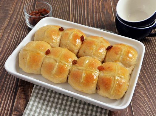 Hot cross buns