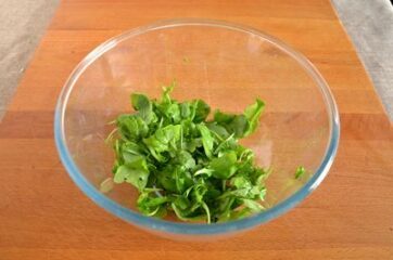 Insalata con cachi e brie 1