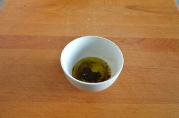 Insalata con cachi e brie 4