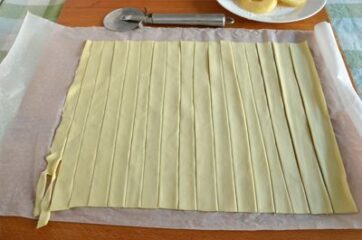 Pasta sfoglia a strisce
