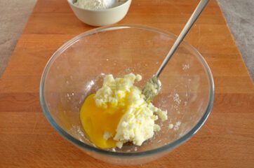 Biscotti fiore alla marmellata 4