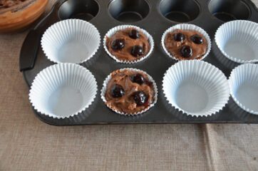 Muffin cioccolato e amarene 11
